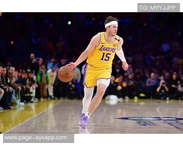 范德比尔特盛赞里夫斯迎接挑战两场比赛得分超90分令人惊叹