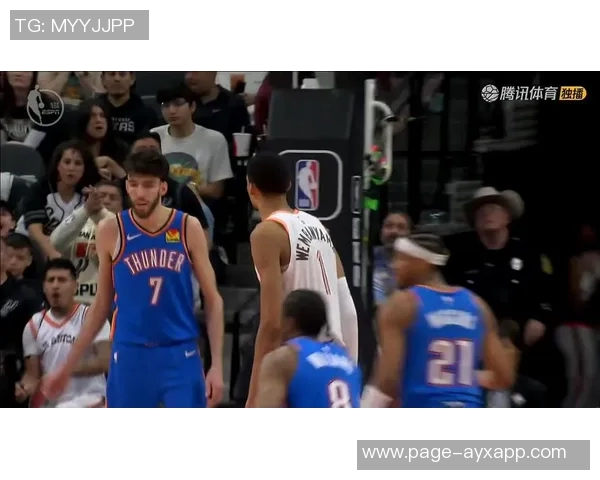 文班谈与霍姆格伦的关系强调两人风格不同不具可比性