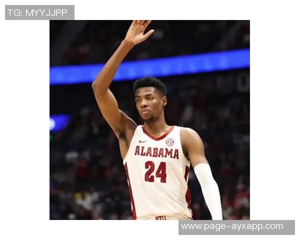 布兰登米勒下半场发力18分助球队逆转胜利展现出色状态